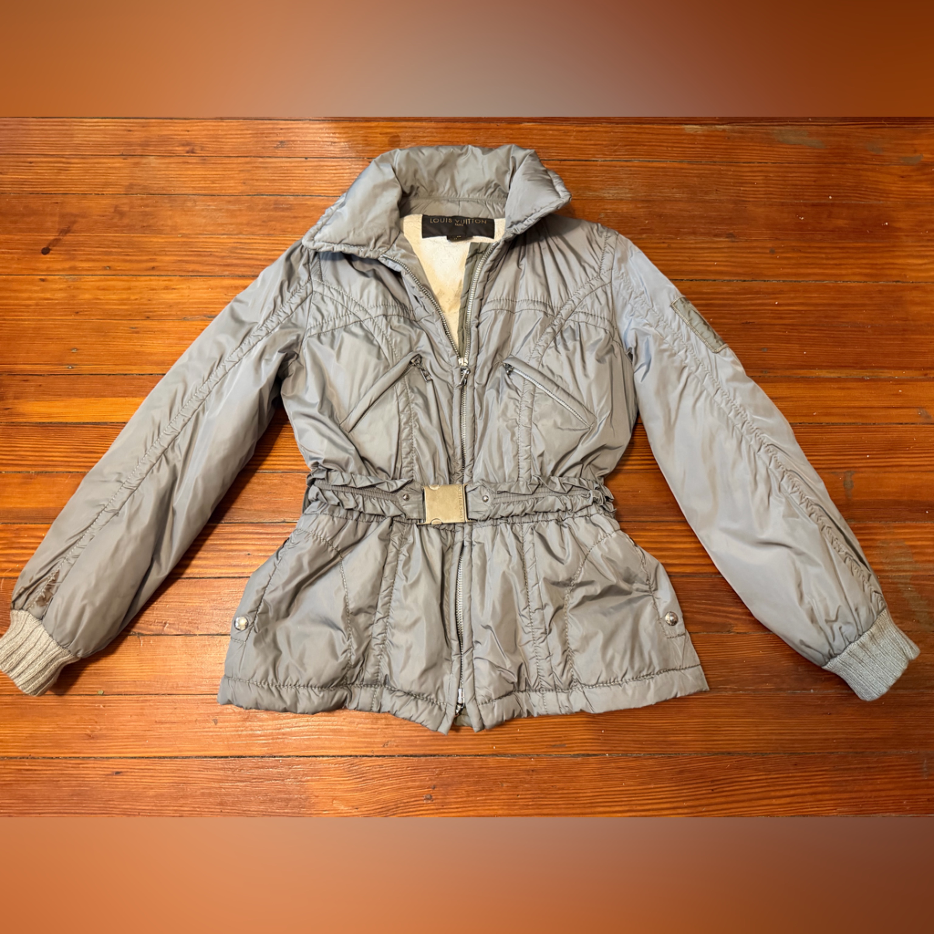 Authentic Louis Vuitton Green/Gray Women’s Puffer Jacket Size 38